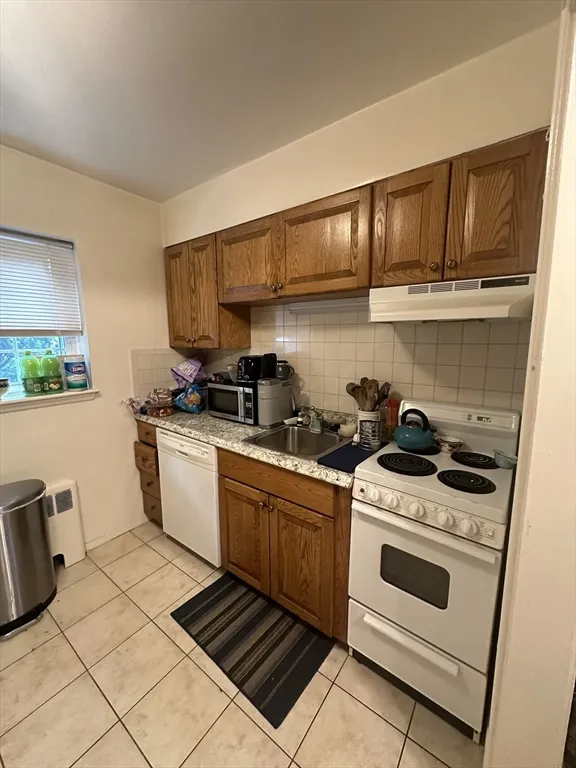 5 Charlesbank Rd, Newton