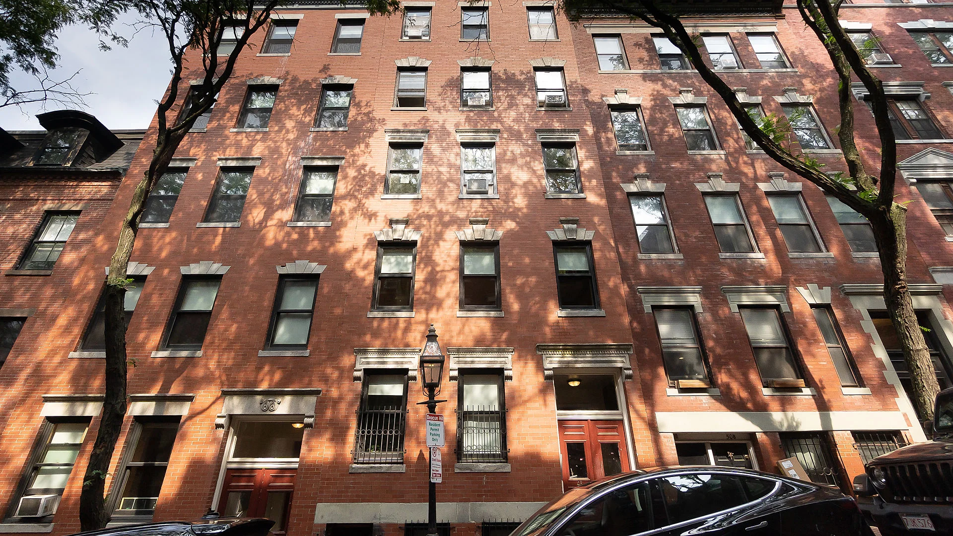 48 Garden St, Beacon Hill