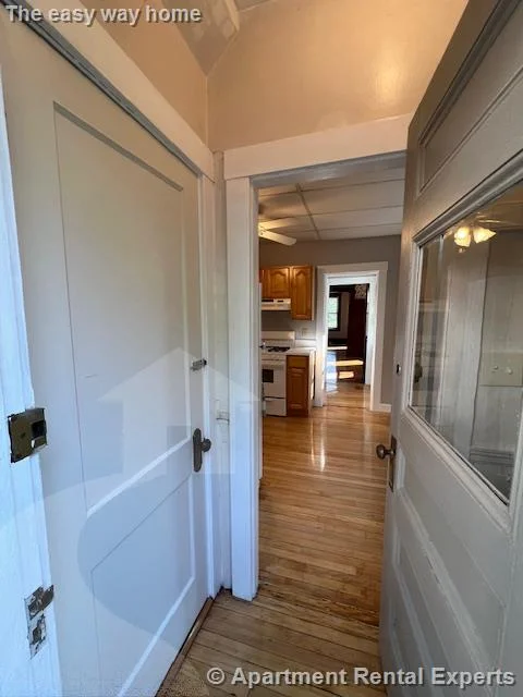 76 Powderhouse Blvd, Davis Square