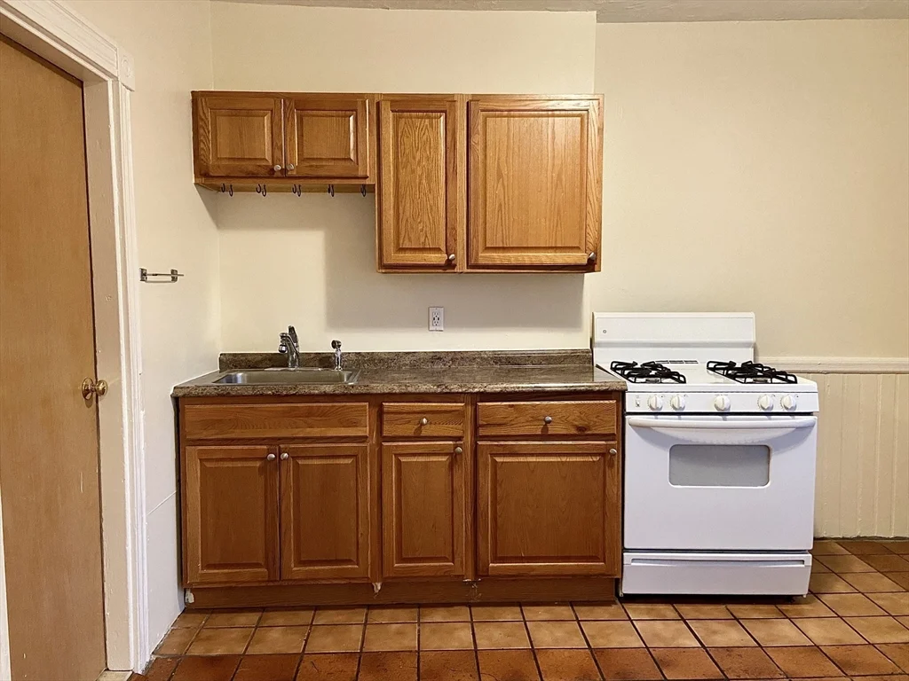 257 Beacon St, Ward Two