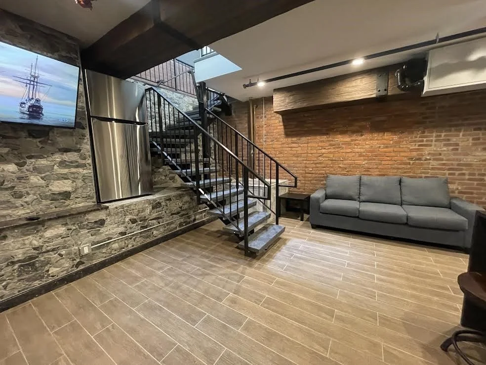 1028 Commonwealth Ave, Fenway