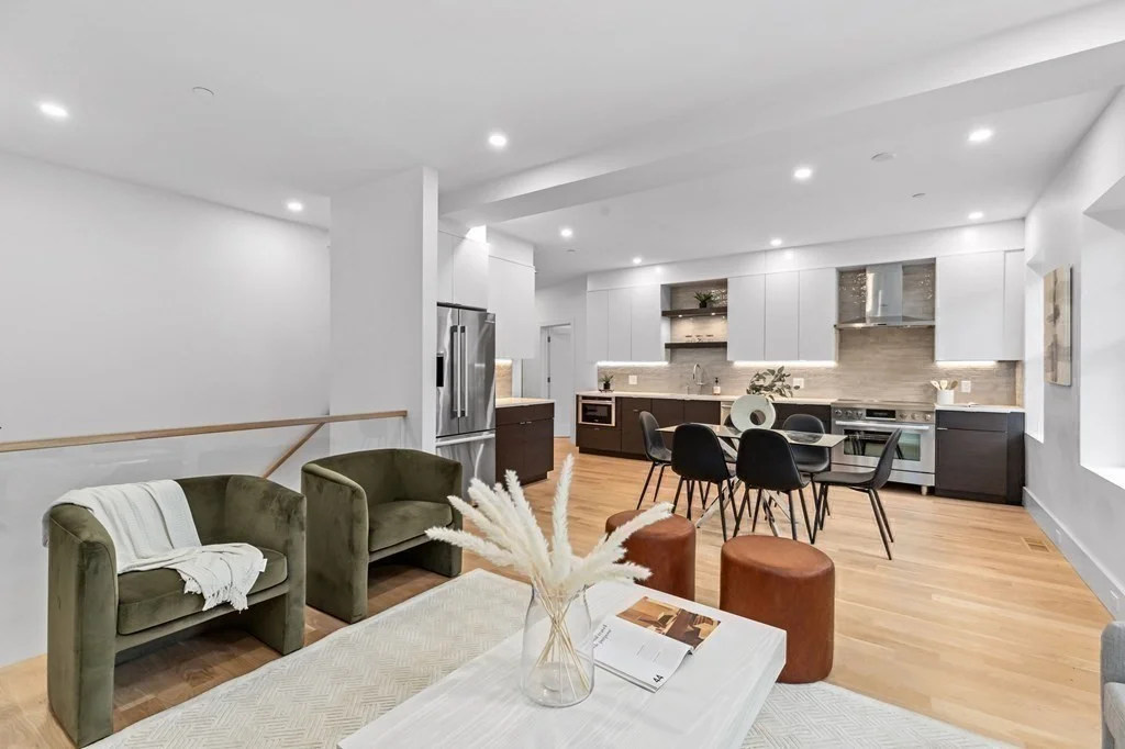 65 Pleasant St, Coolidge Corner