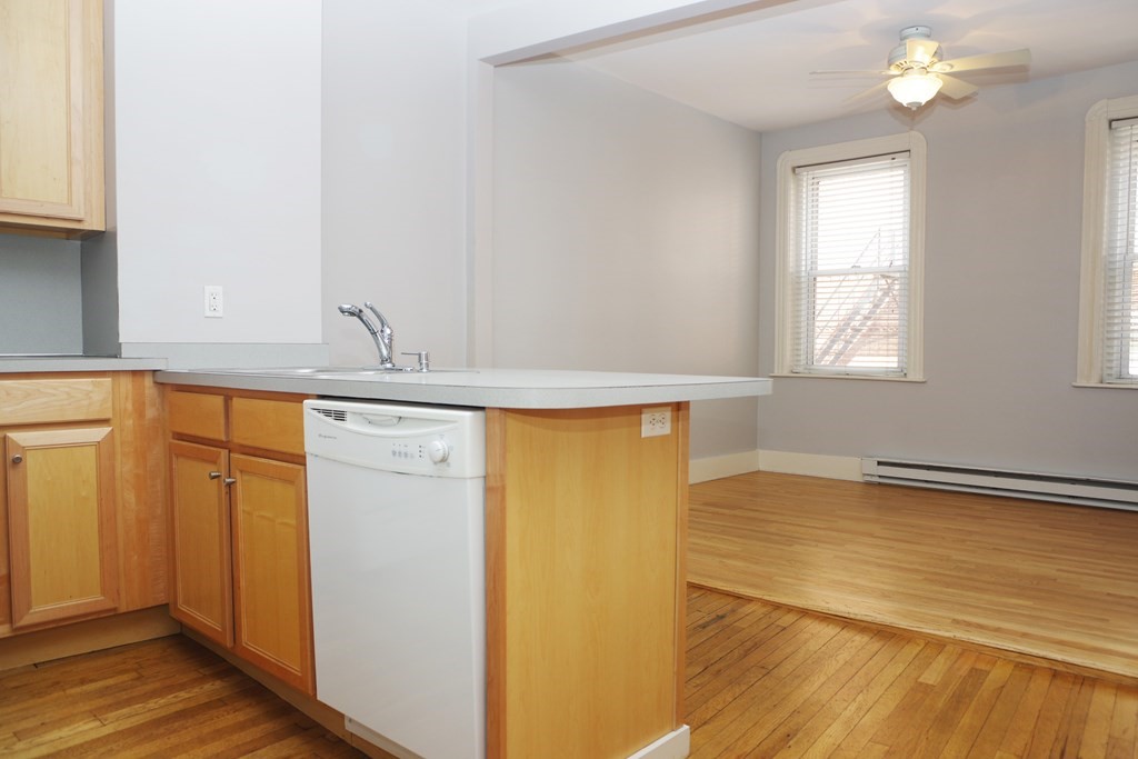 59 Snow Hill, North End