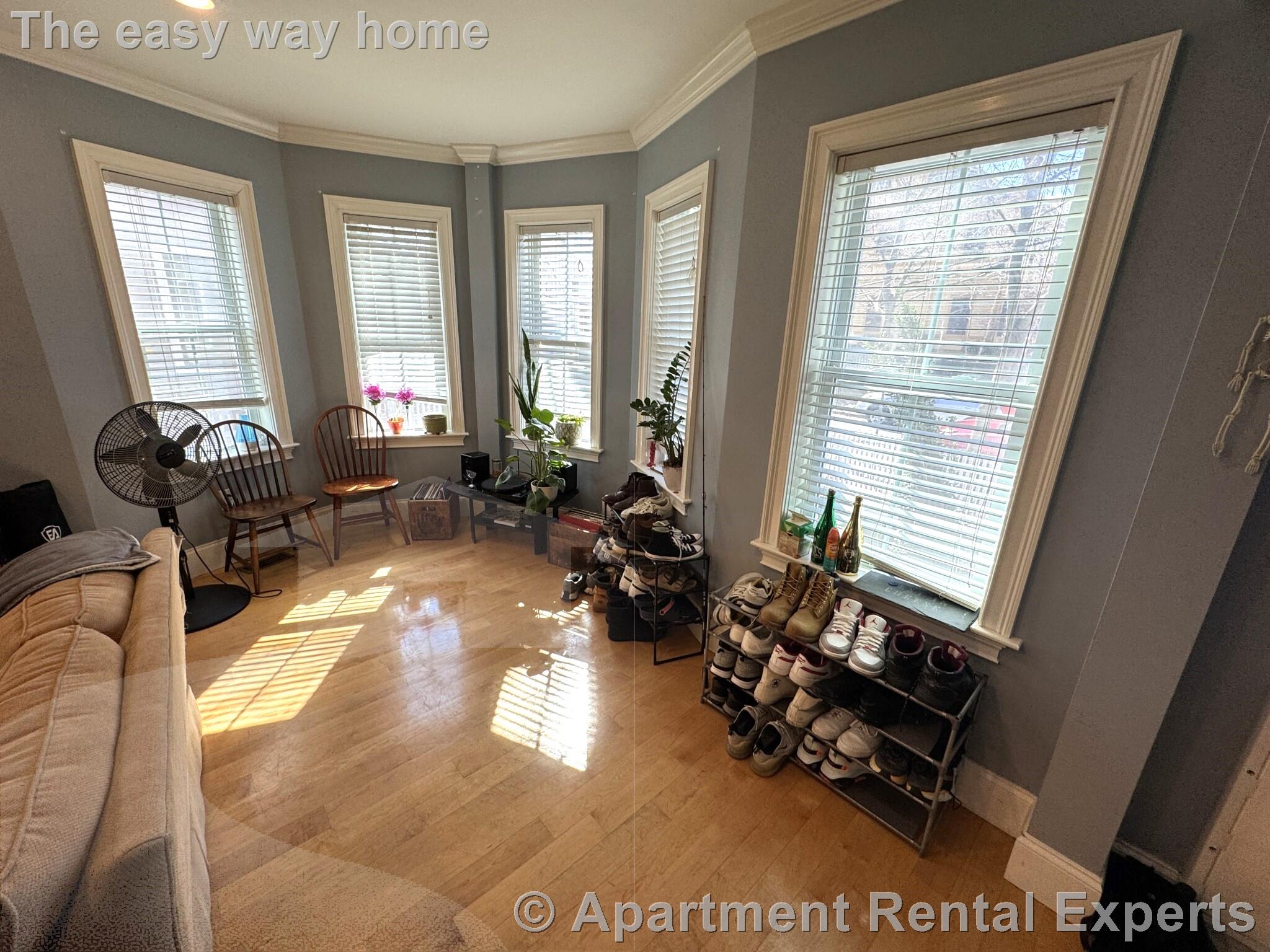 15 Orchard St, Porter Square