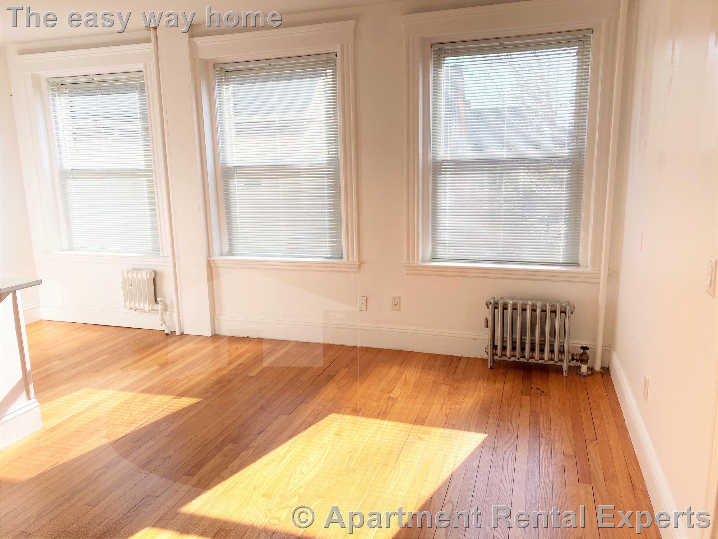 170 Maple St, Malden Center