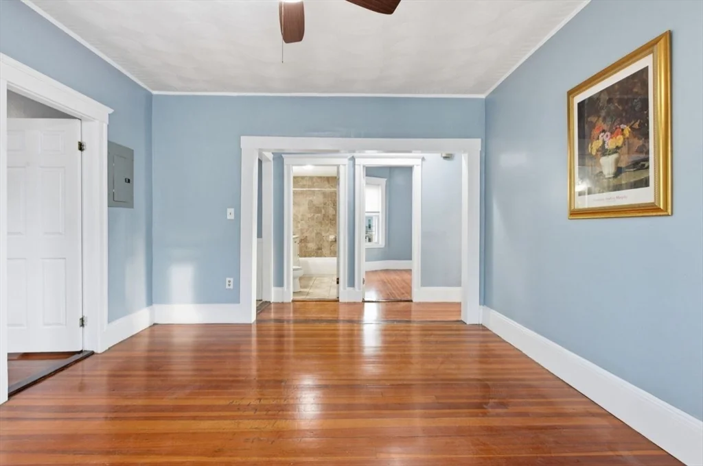 20 Leslie St, Dorchester