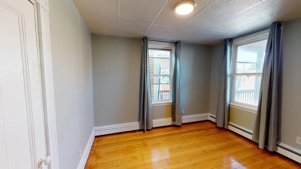 823 Dorchester Ave, Dorchester