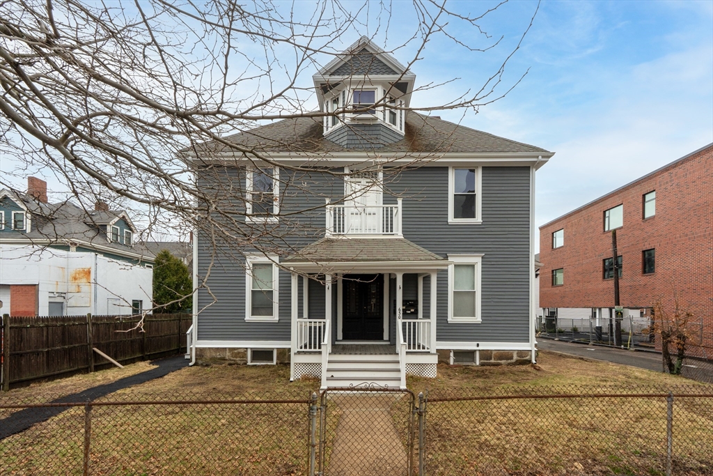 630 Centre St, Jamaica Plain