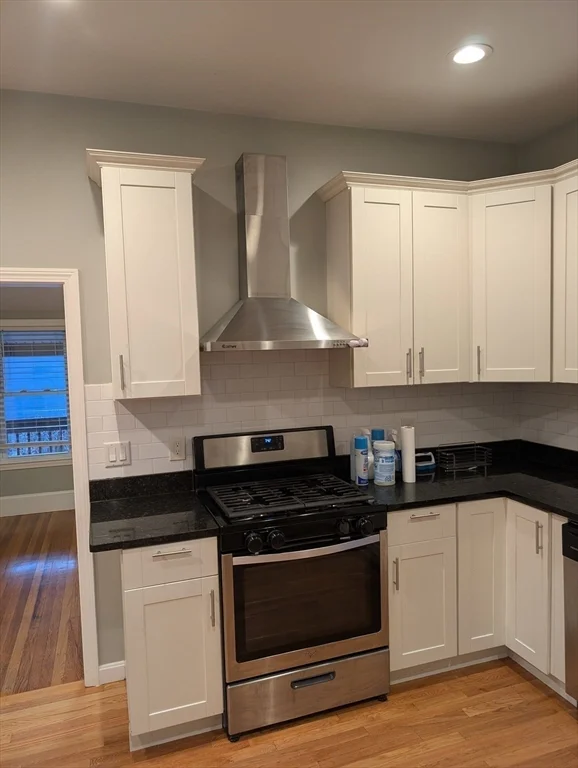 163 Ferry St, Malden