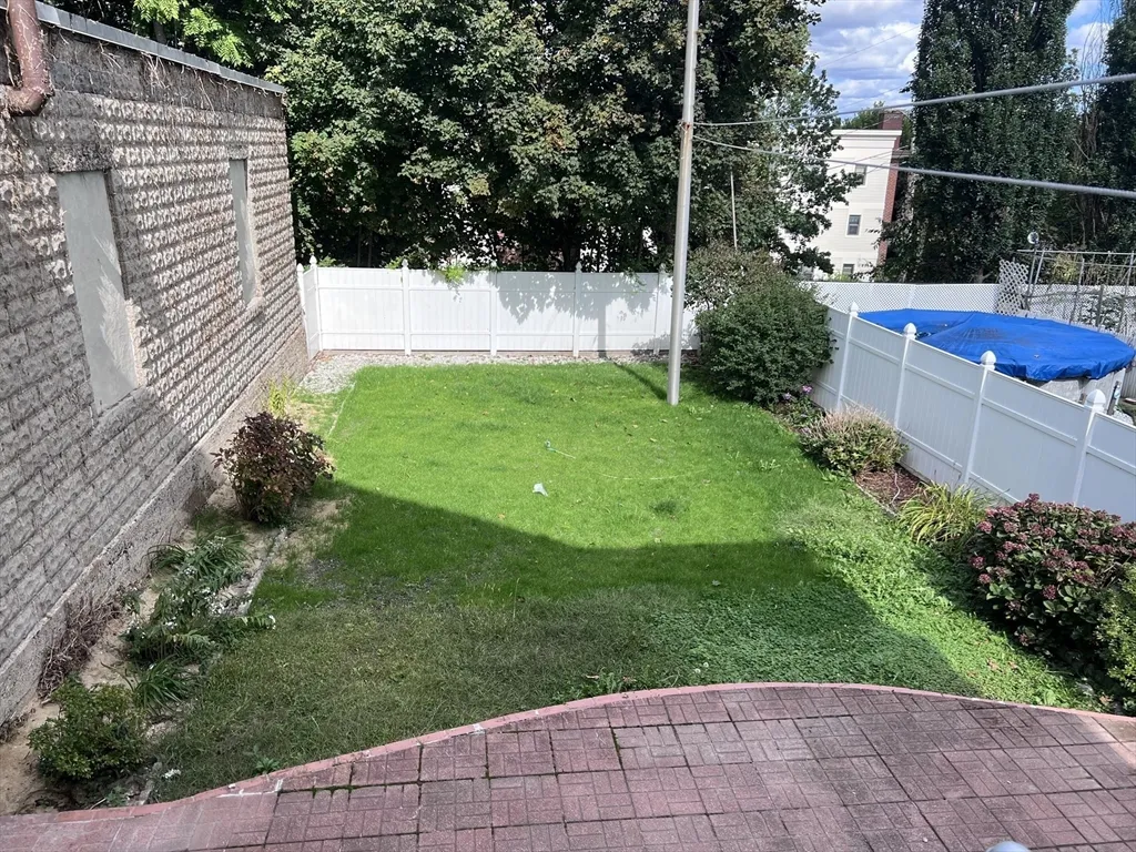 69 Jaques, Somerville