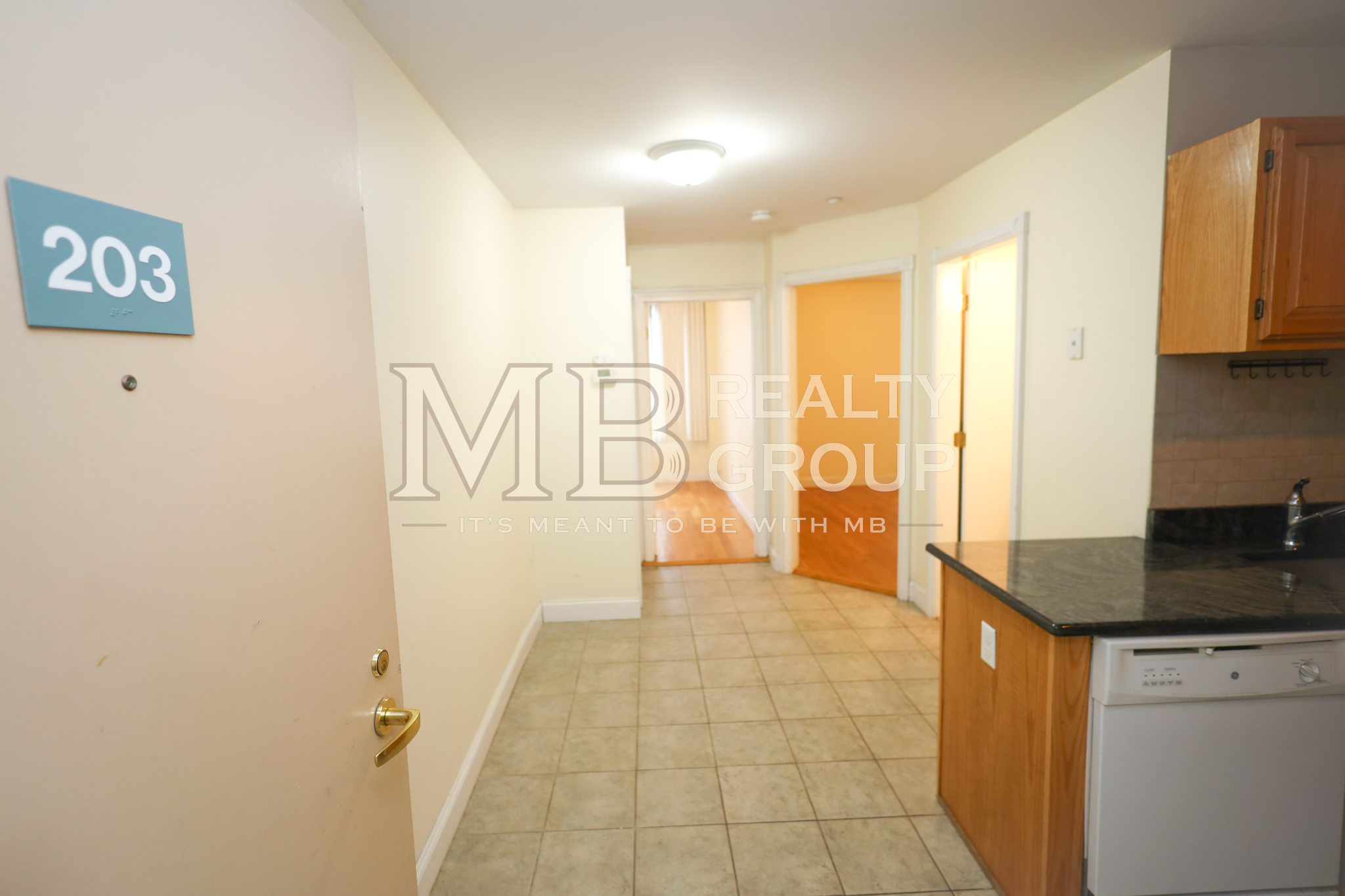 90 Westland Ave, Fenway