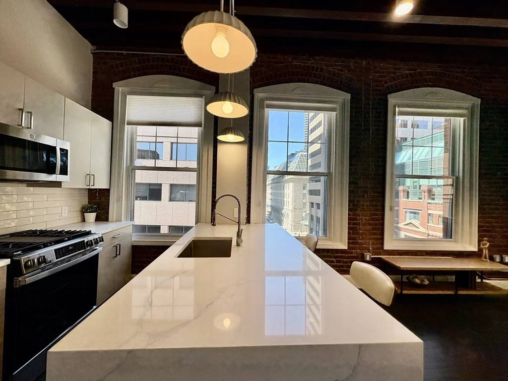 281 Franklin St, Boston Downtown