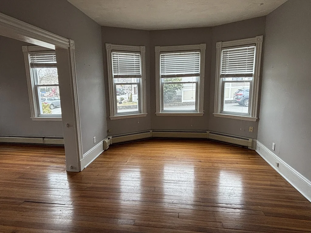 179 Tremont St, New Bedford