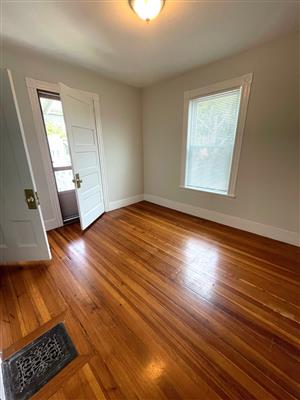 69 Raymond Ave, West Somerville