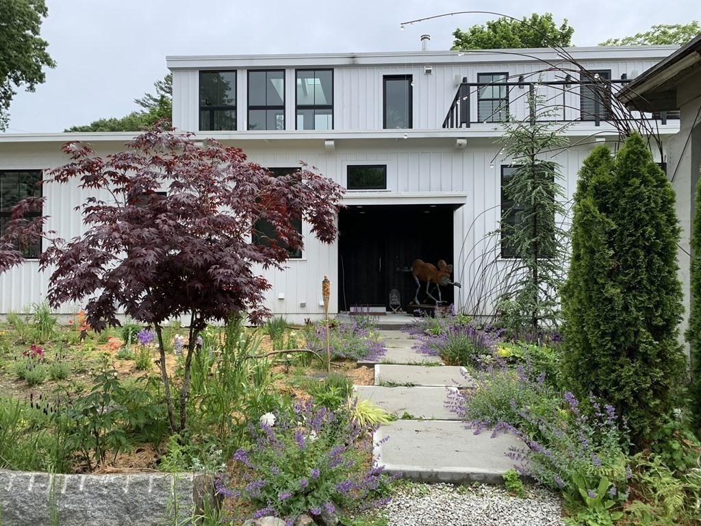 365 N Main, North Cohasset