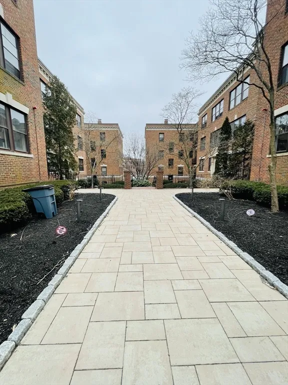 1988 Commonwealth Ave, Brighton