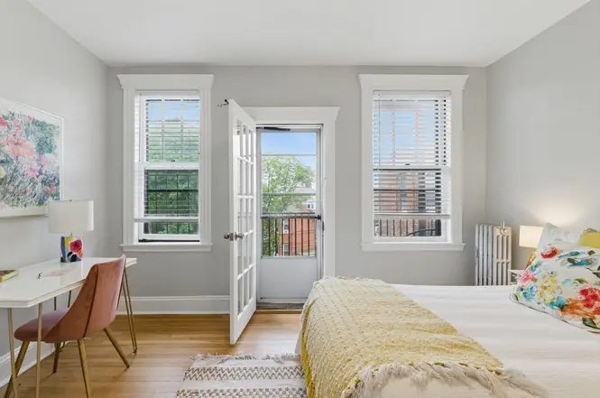 72 Strathmore Rd, Brighton