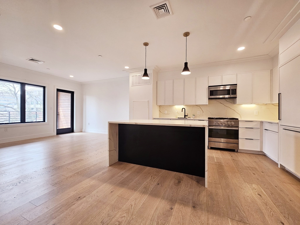 50 Leo M Birmingham Pkwa, Brighton