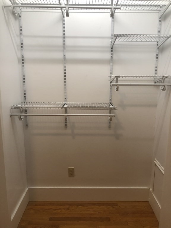 1469 Beacon St, Coolidge Corner