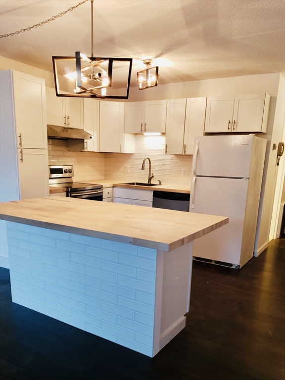 200 Swanton, Winchester