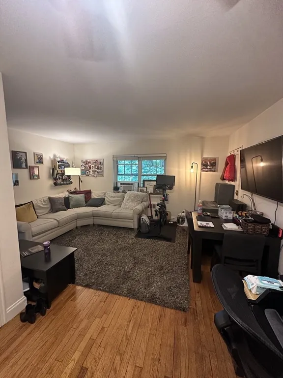 5 Charlesbank Rd, Newton