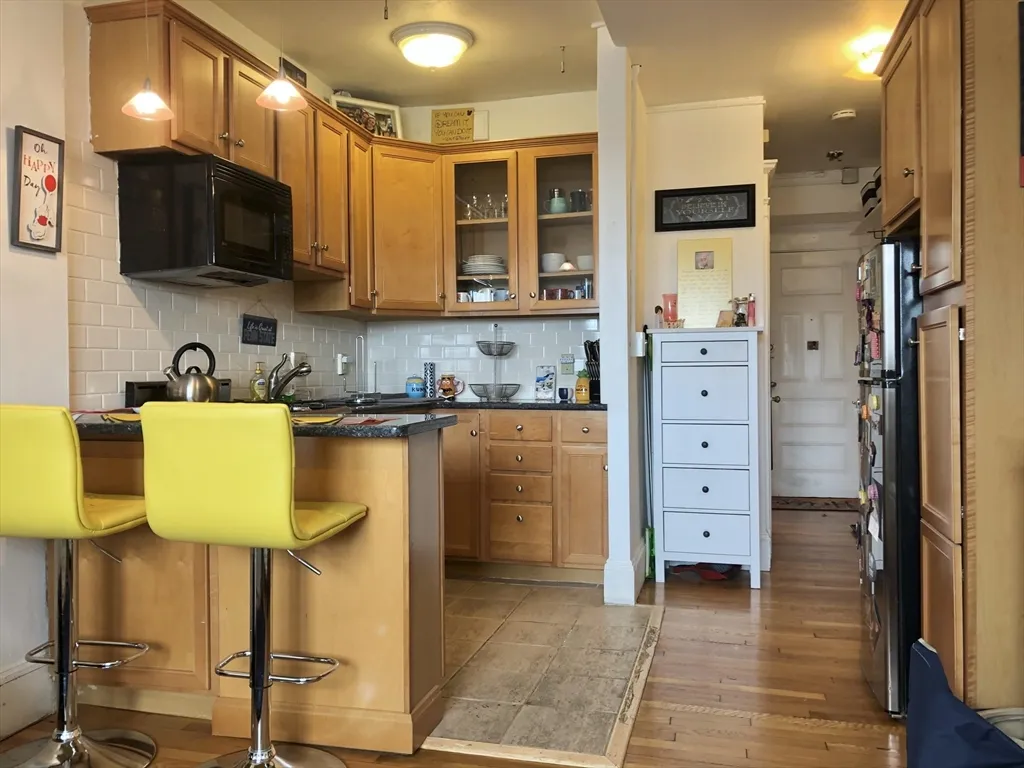 8 Garrison St, Back Bay