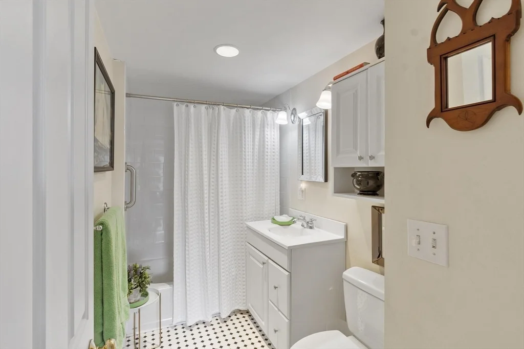 34 High St, Rockport