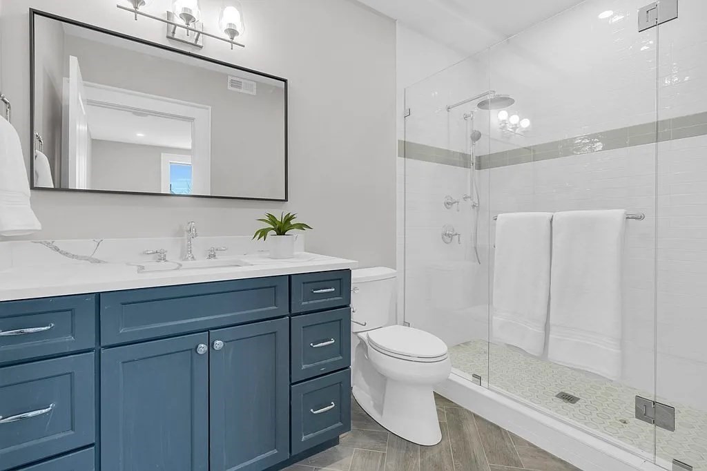 9 Glover Ct, South Boston