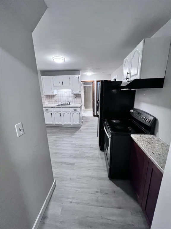 137 Florence, Everett