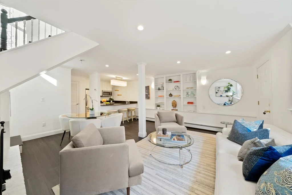 11 Appleton, South End