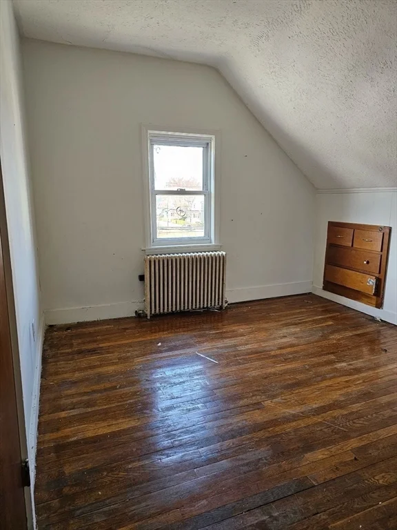 87 Spring St, Medford