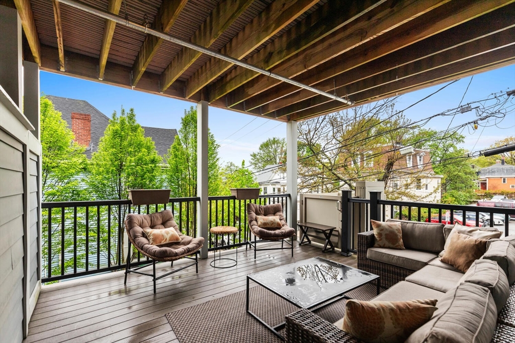 82 Highland Ave, Union Square