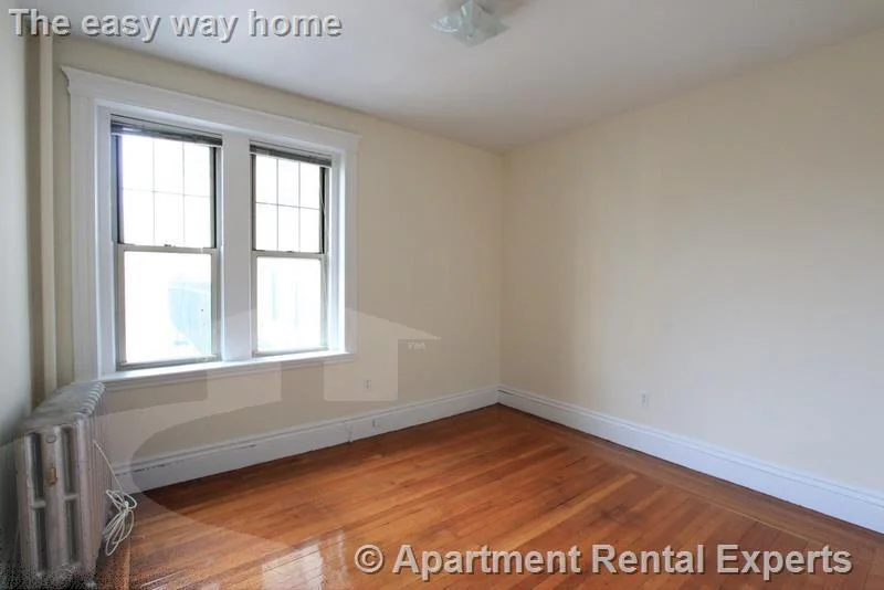 27 Park Dr, Fenway