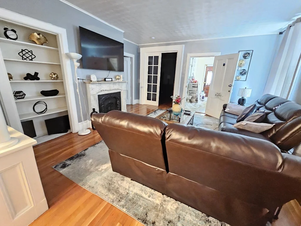 28 Cedar St, Taunton