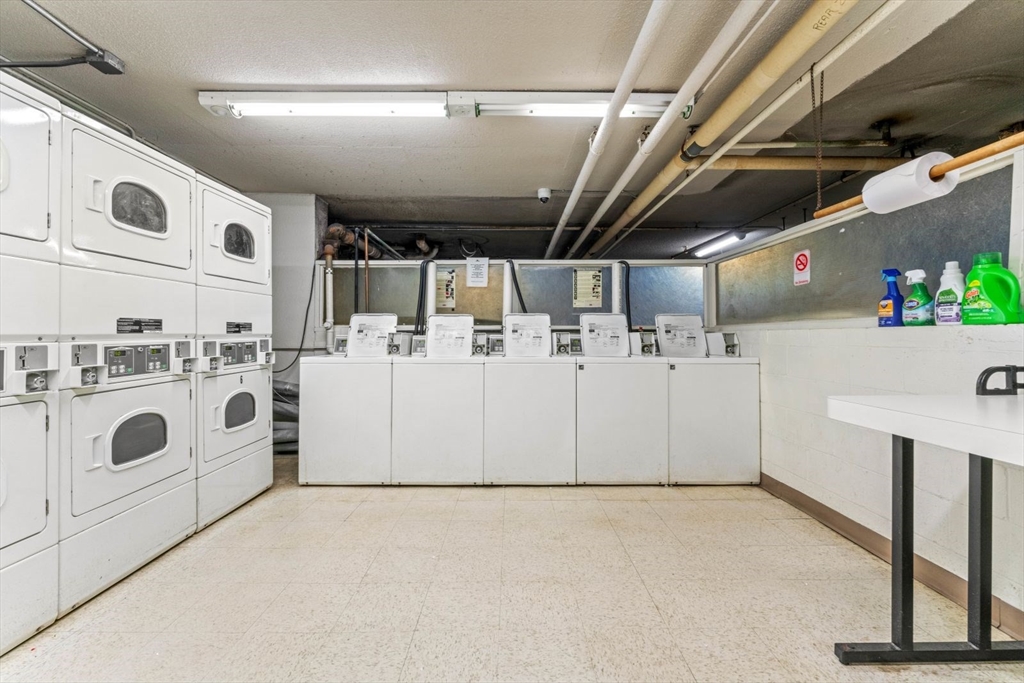 19 Winchester St, Coolidge Corner