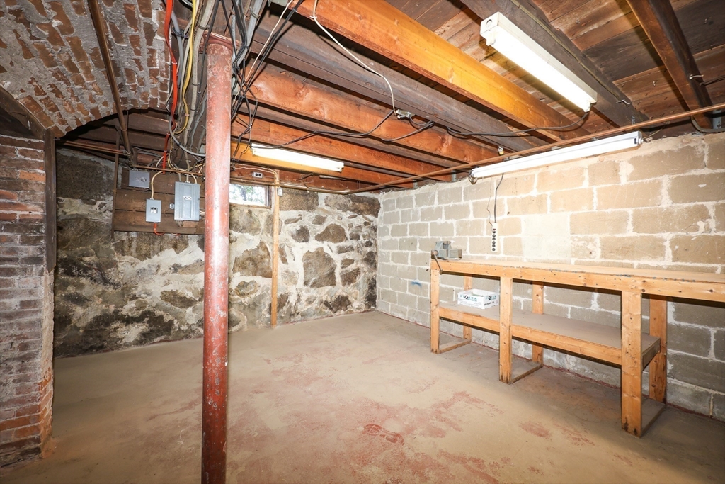 150 Neponset St, Canton