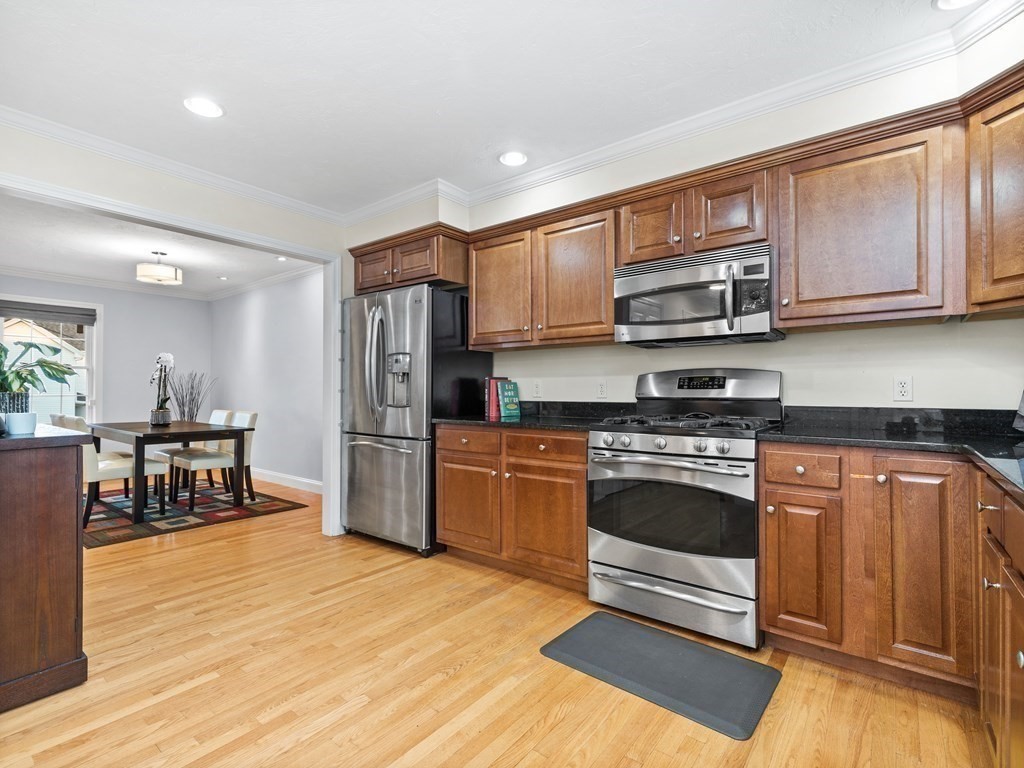 162 Massasoit, Waltham