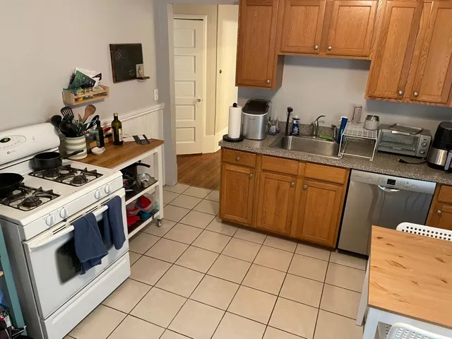 81 Newbury St, Teele Square