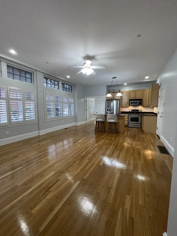 486 Shawmut Ave, South End