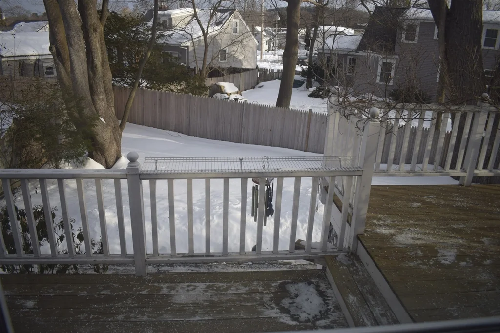 60 Park St, North Andover