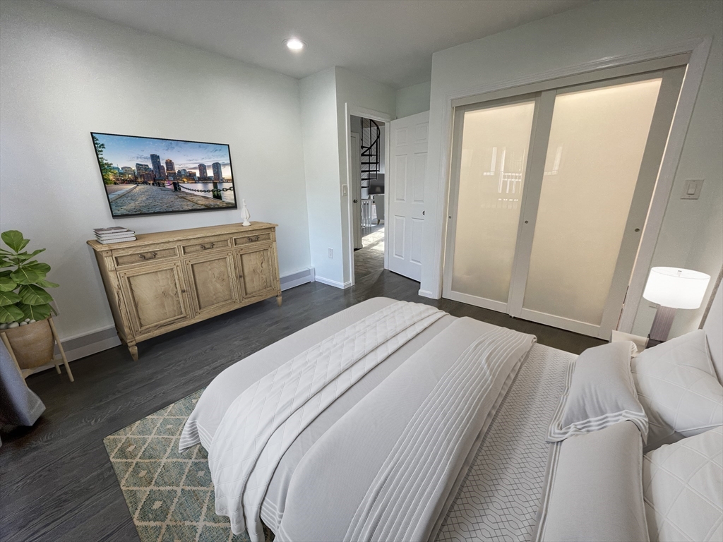 285 Dorchester St, South Boston