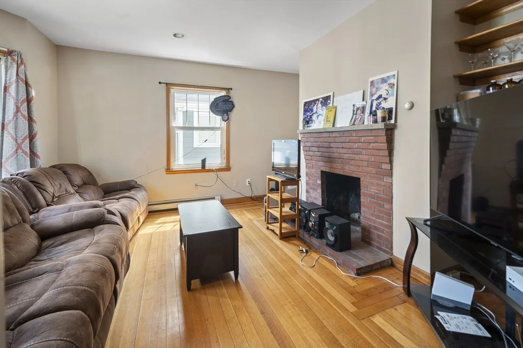 8 Newcastle, Brighton