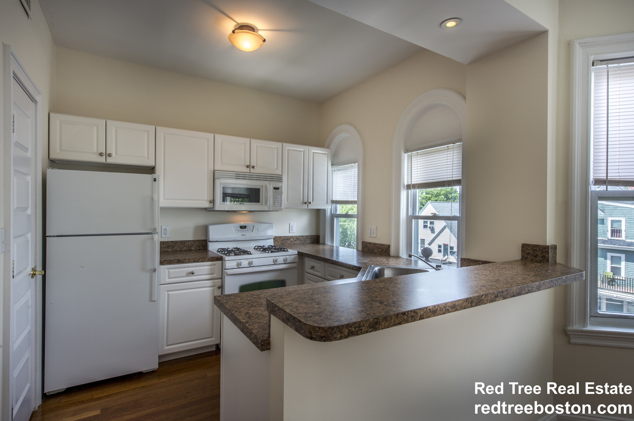 55 Ashford St, Allston