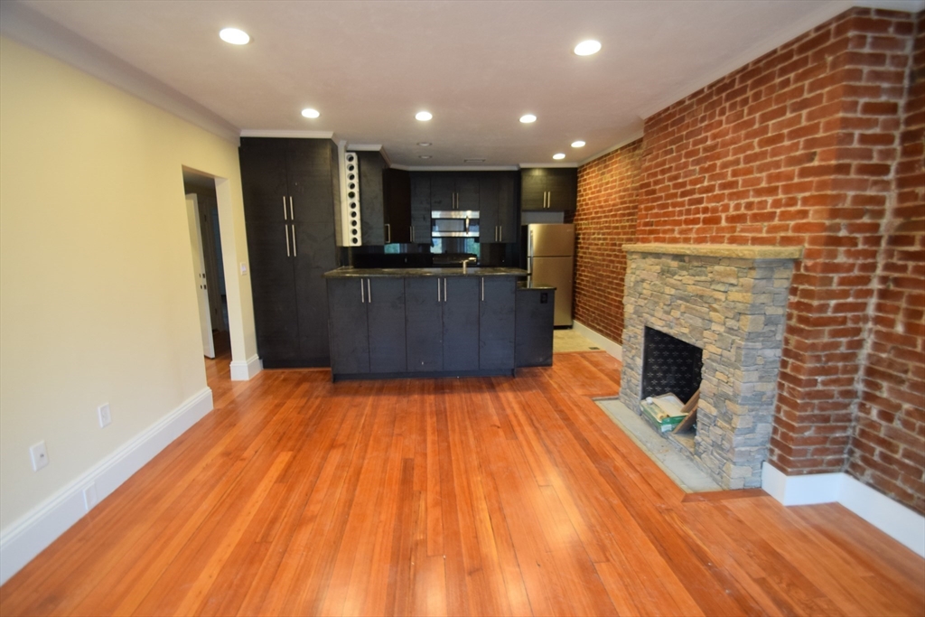 1616 Beacon, Corey Hill