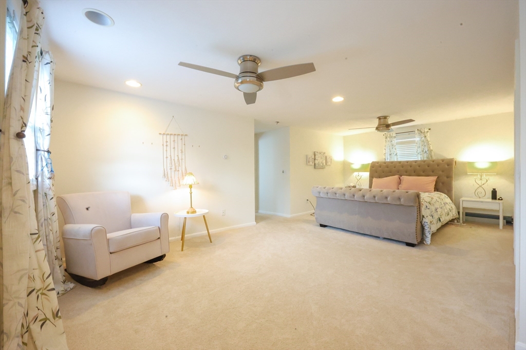 52 Galway Dr, North Attleboro