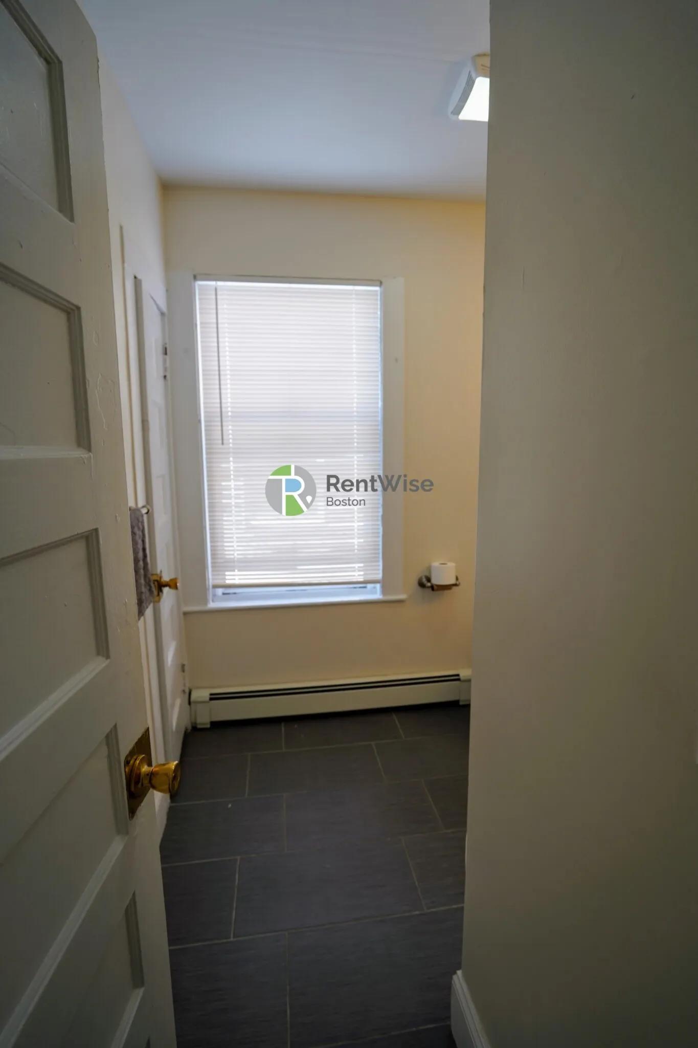 3 Ashford Ct, Allston