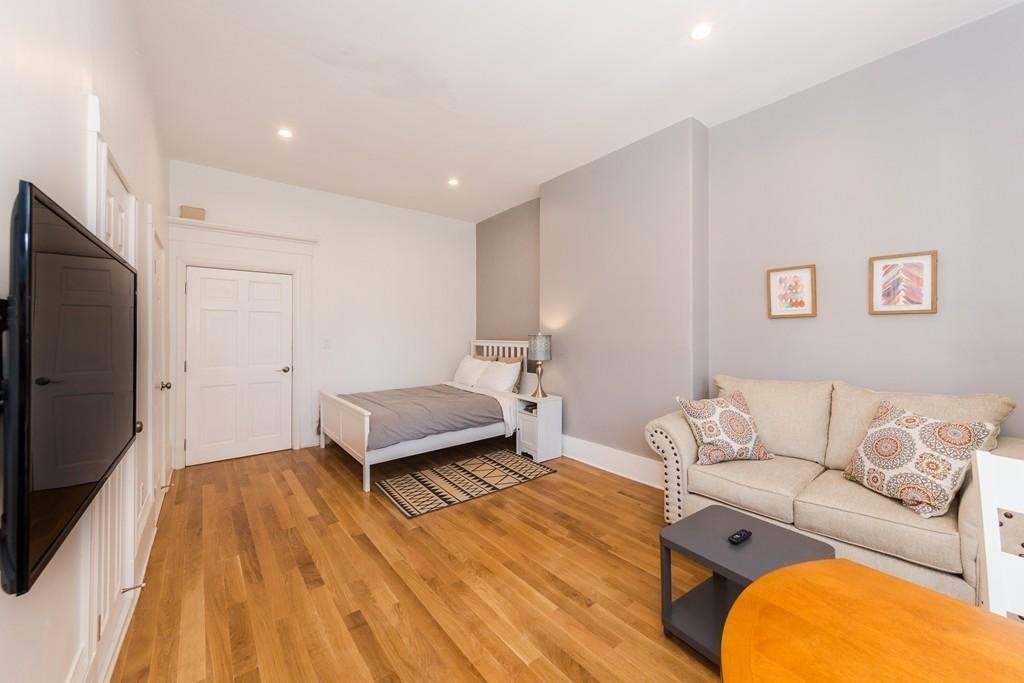 50 Magazine St, Cambridgeport