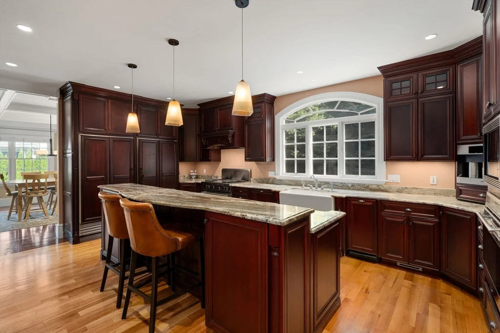 66 Forest Ave, Newton