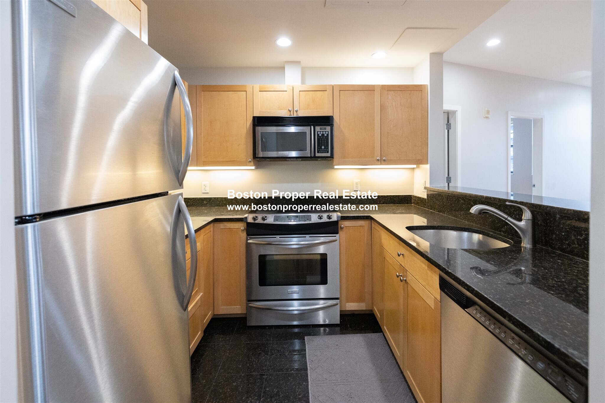 490 Harrison Ave, South End