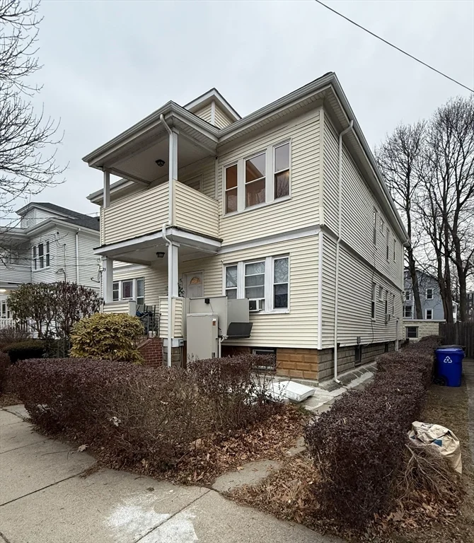 29 Almont St, Mattapan